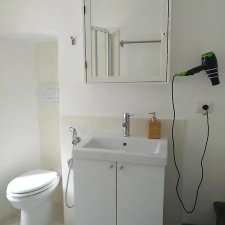 A Lägenhet