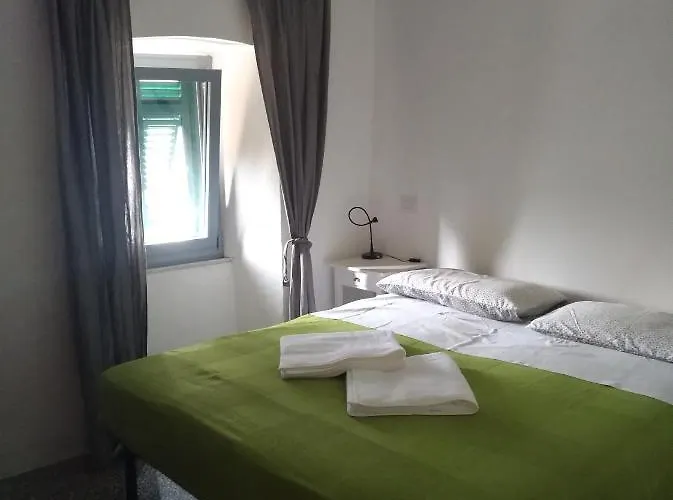 Apartamento A *